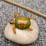 Brooch- Sea Turtle Dazzle